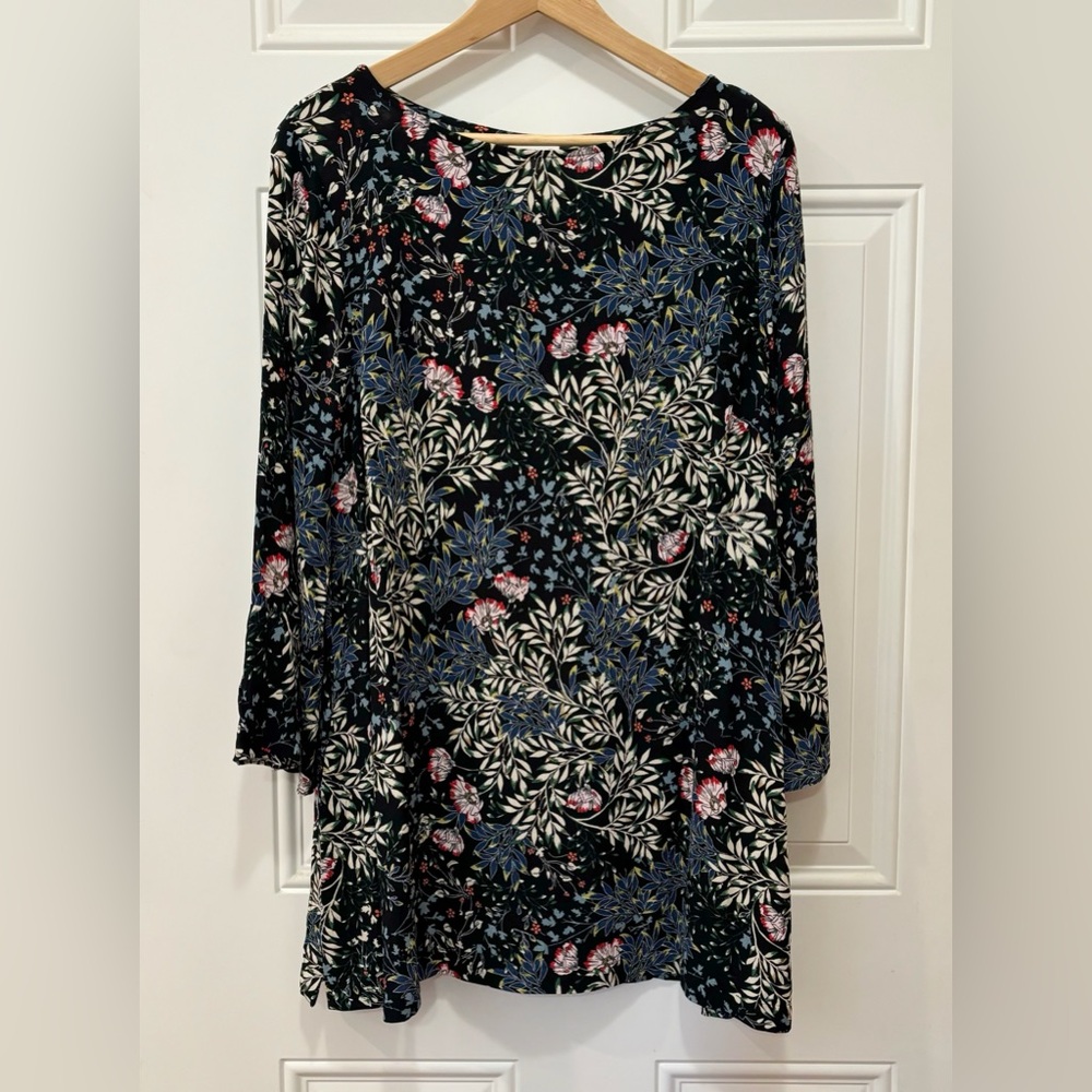 J. Jill Floral Tunic in Black and Blue